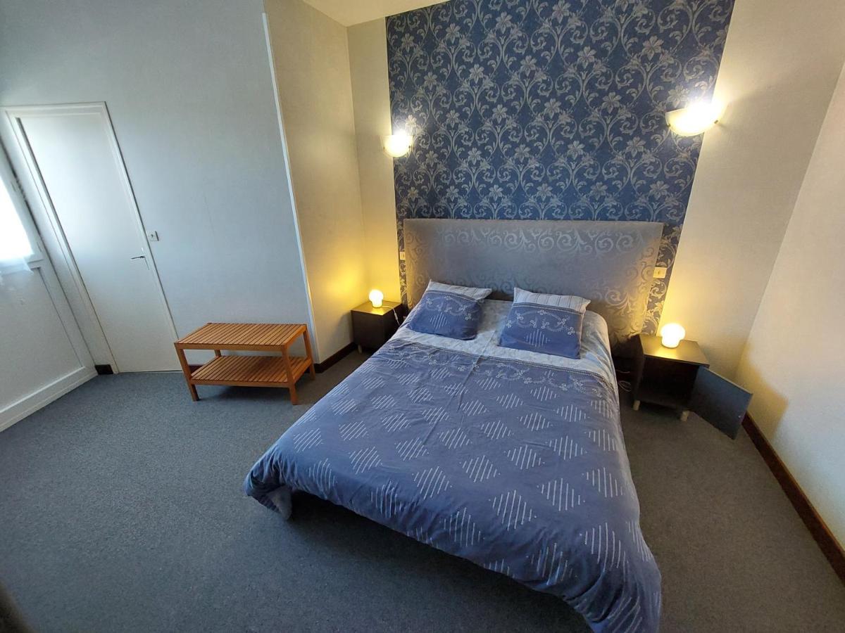 L'Accent - Hotel 2 Etoiles Et Restaurant - Logis Hotels Astaffort Eksteriør bilde